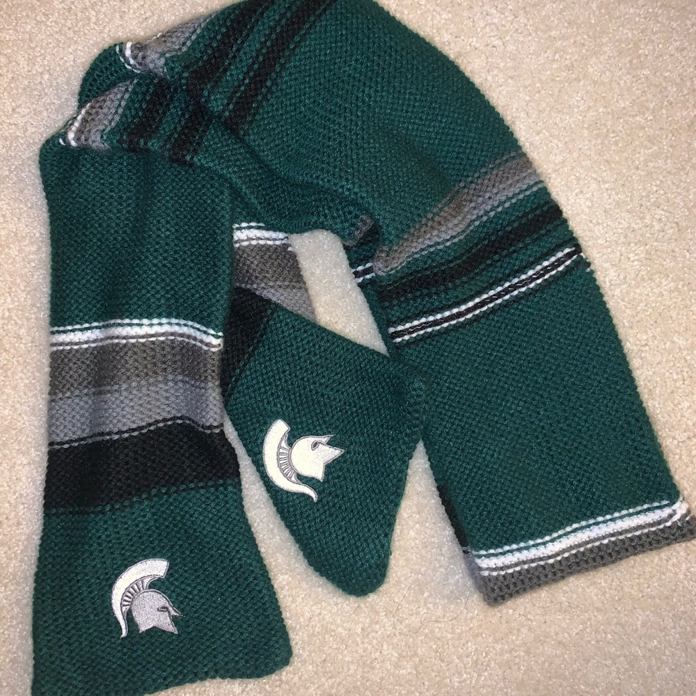 Michigan State scarf